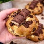 Chocolate Cookie with Kinder Bueno – Brazilian Style - Imagem 2